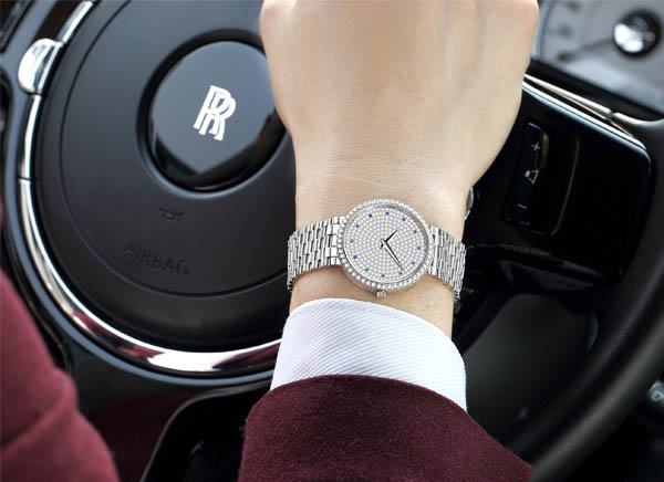 满天钻腕表佩戴效果